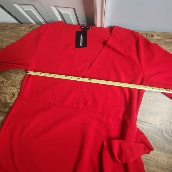 Pretty Little Thing Red Ruffle Detail Faux Wrap Mini Dress Women's Size 22. - Picture 4 of 13